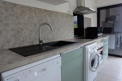 Appartement - 80 m² - 3 pièces