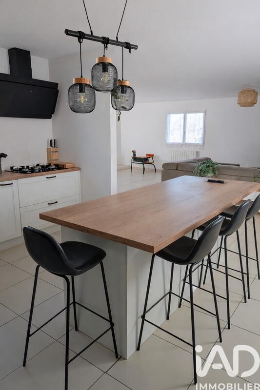 Maison - 142 m² - 6 pièces