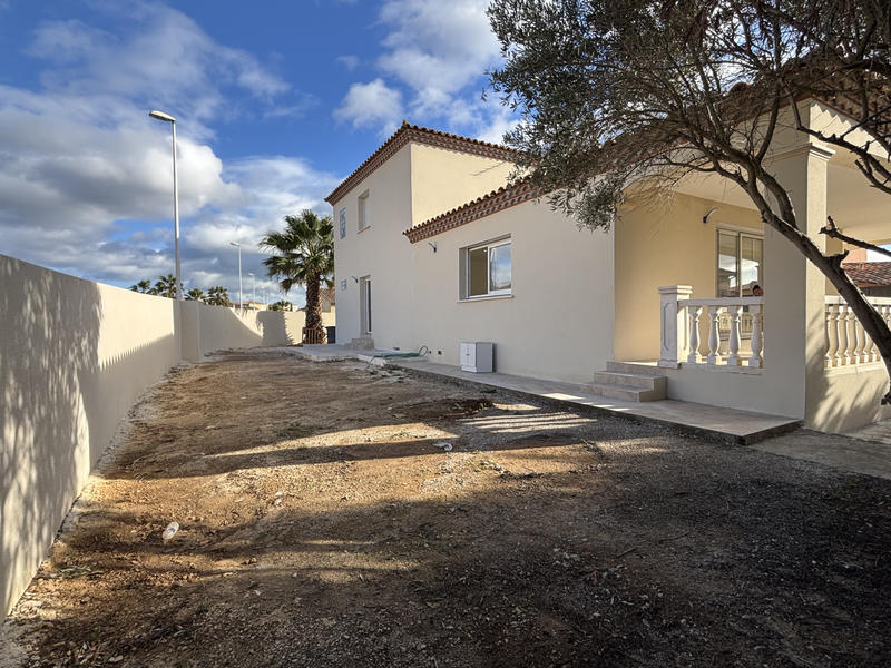 Villa - 190 m² - 8 pièces