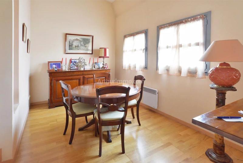 Appartement - 94 m² - 4 pièces