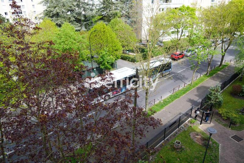 Appartement - 77 m² - 3 pièces