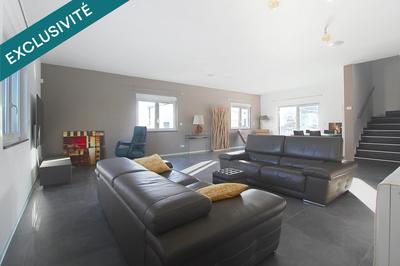 Maison - 180 m² - 6 pièces