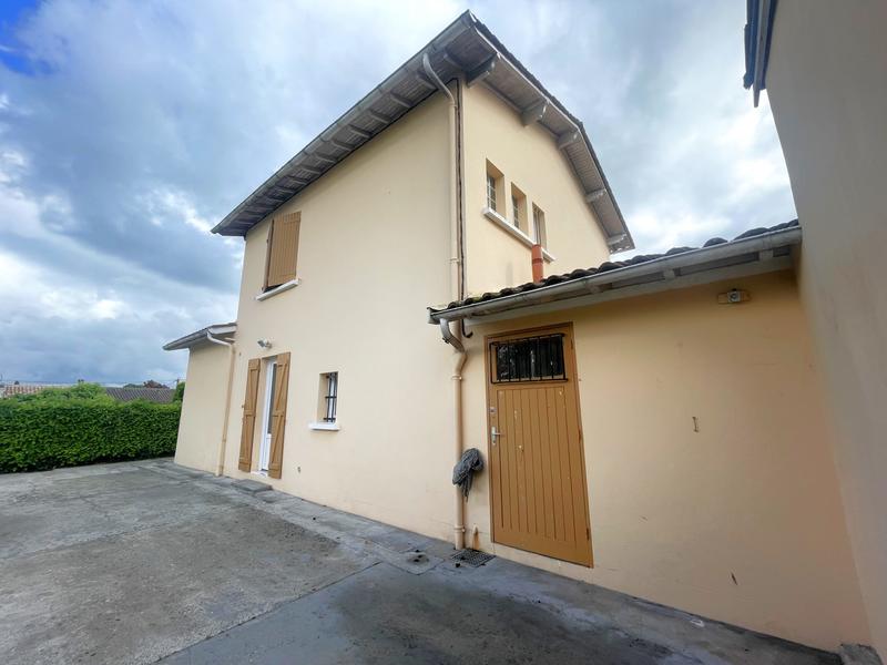 Maison - 87 m² - 7 pièces