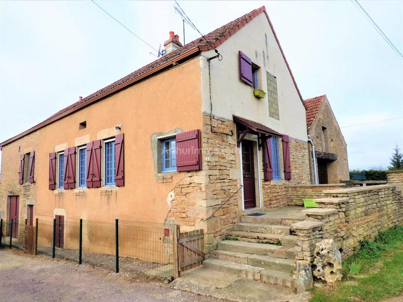 Maison - 105 m² - 8 pièces