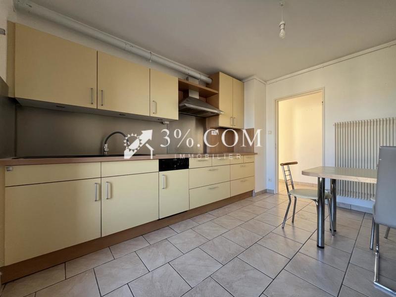 Appartement - 85 m² - 3 pièces