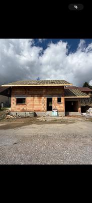 Maison - 95 m² - 6 pièces