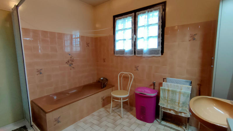 Maison - 165 m² - 6 pièces