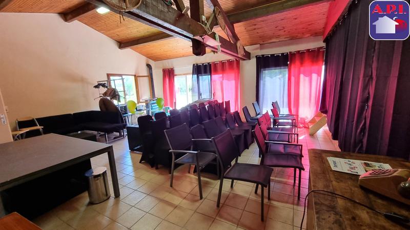 Maison d'architecte - 264 m² - 9 pièces