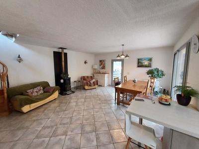 Maison - 124 m² - 5 pièces