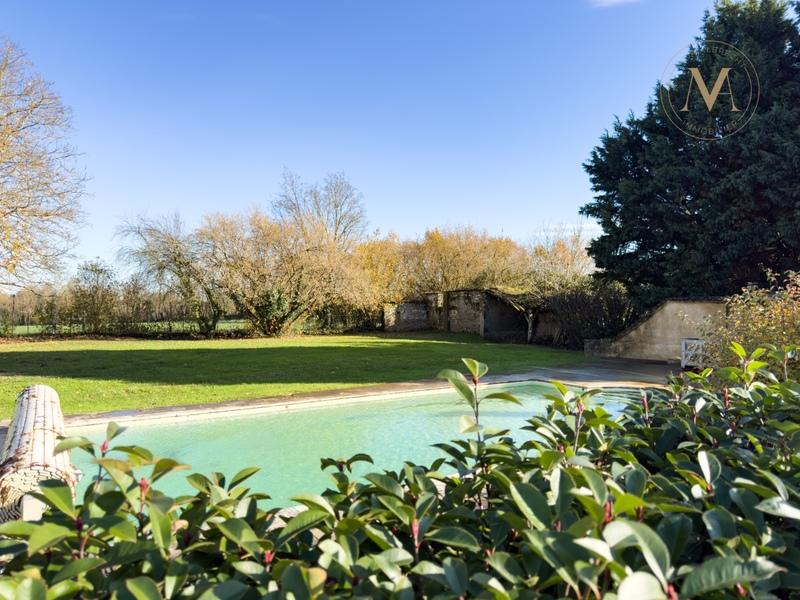 Maison de campagne - 306 m² - 6 pièces