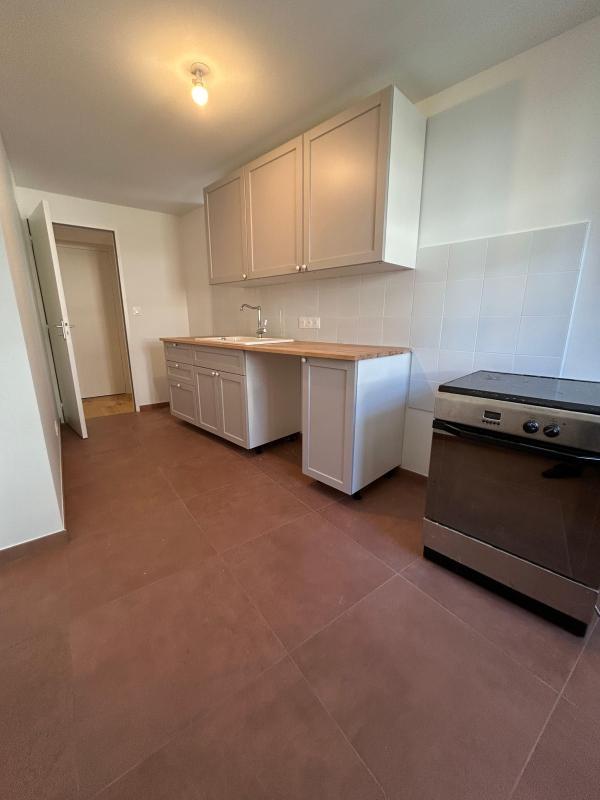 Appartement - 76 m² - 4 pièces