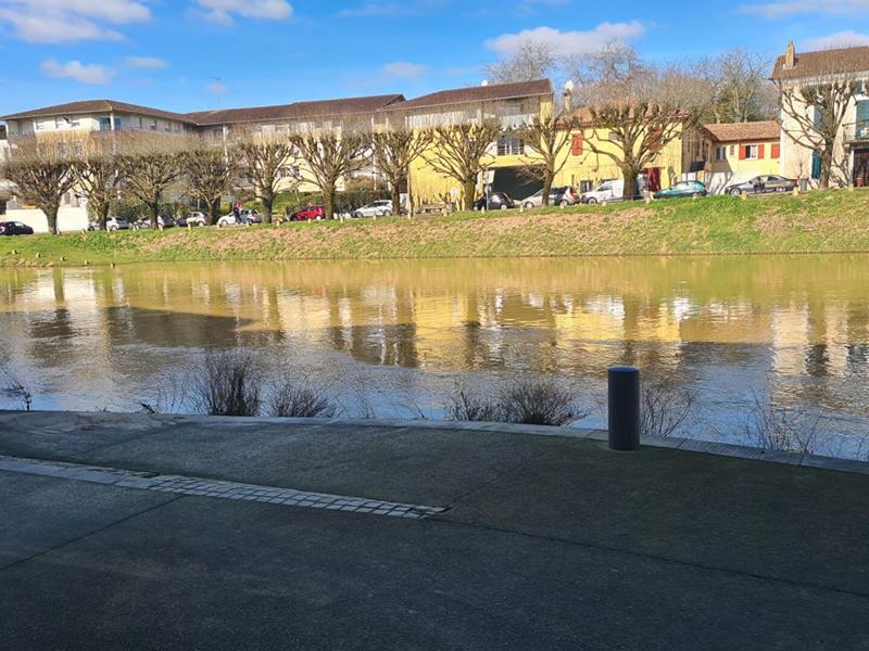 Immeuble - 1 200 m² - 1 pièce