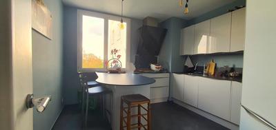 Appartement - 120 m² - 6 pièces