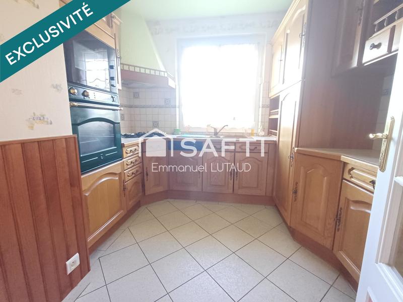 Maison - 92 m² - 7 pièces