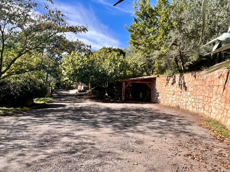 Maison - 196 m² - 6 pièces