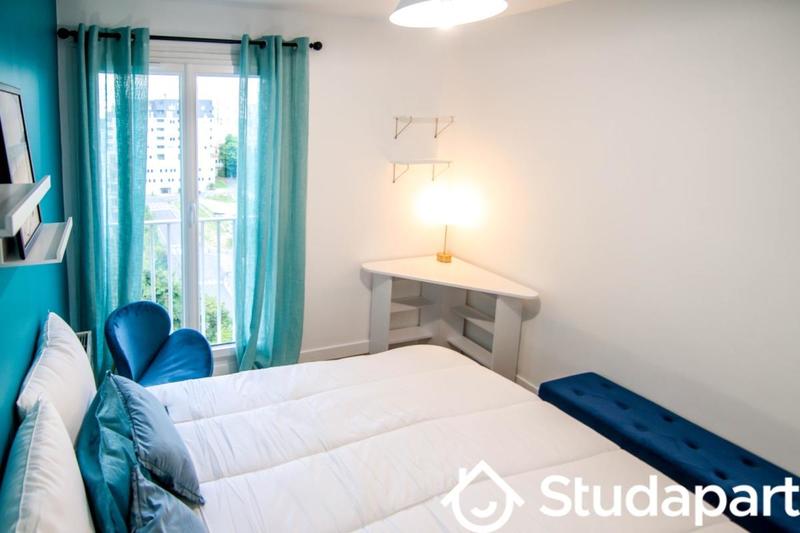 Chambre - 10 m² - 1 pièce