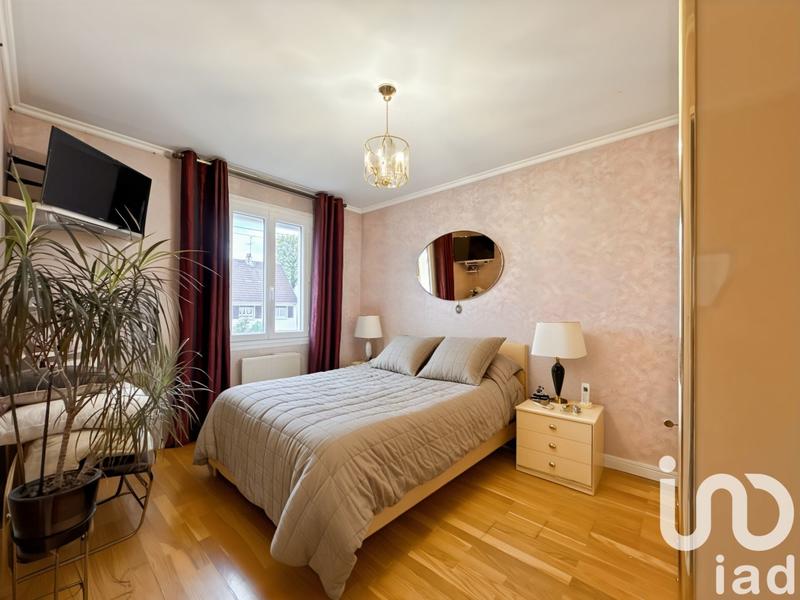 Maison - 80 m² - 5 pièces