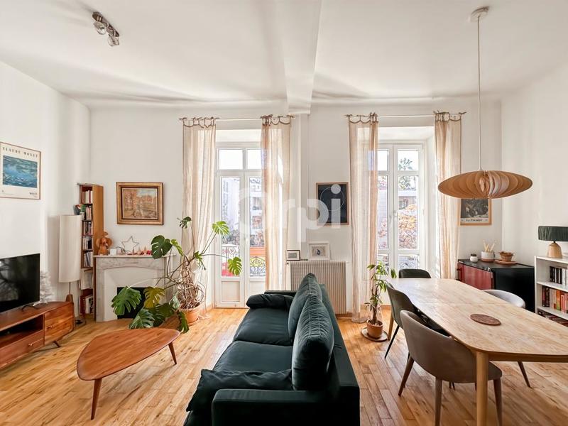 Appartement - 60 m² - 3 pièces