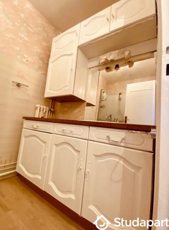 Chambre - 12 m² - 1 pièce