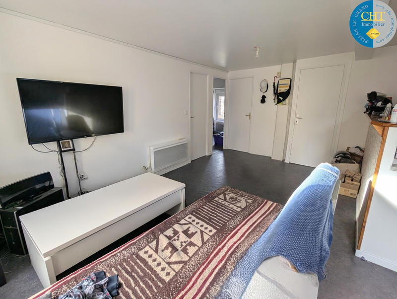 Appartement - 142 m² - 9 pièces