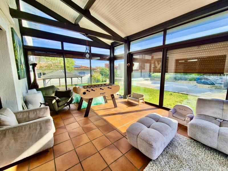 Maison - 213 m² - 5 pièces