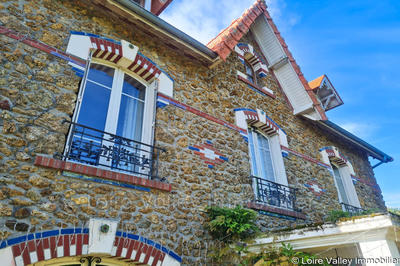 Propriété - 205 m² - 8 pièces