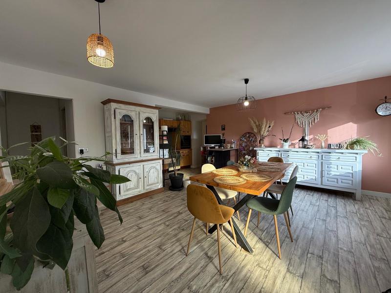 Maison - 120 m² - 5 pièces