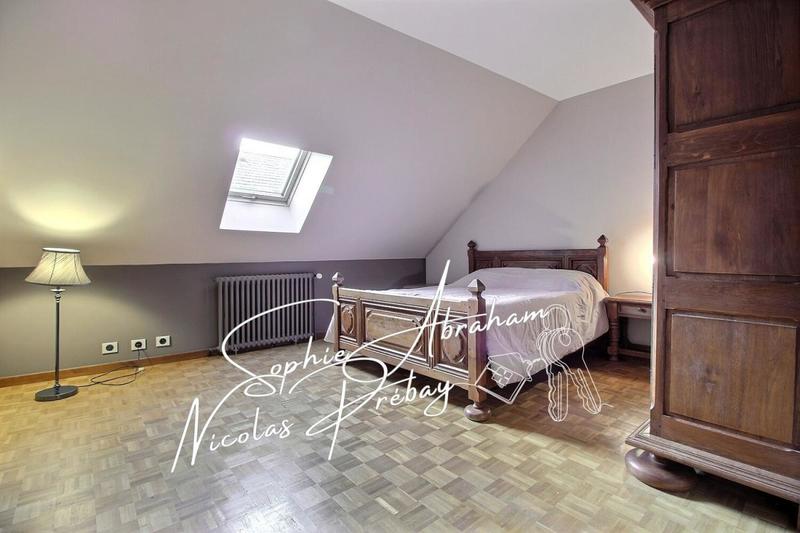 Maison - 211 m² - 8 pièces