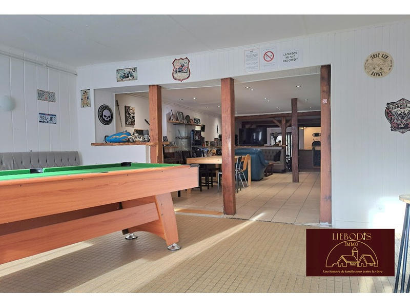 Maison de village - 230 m² - 2 pièces