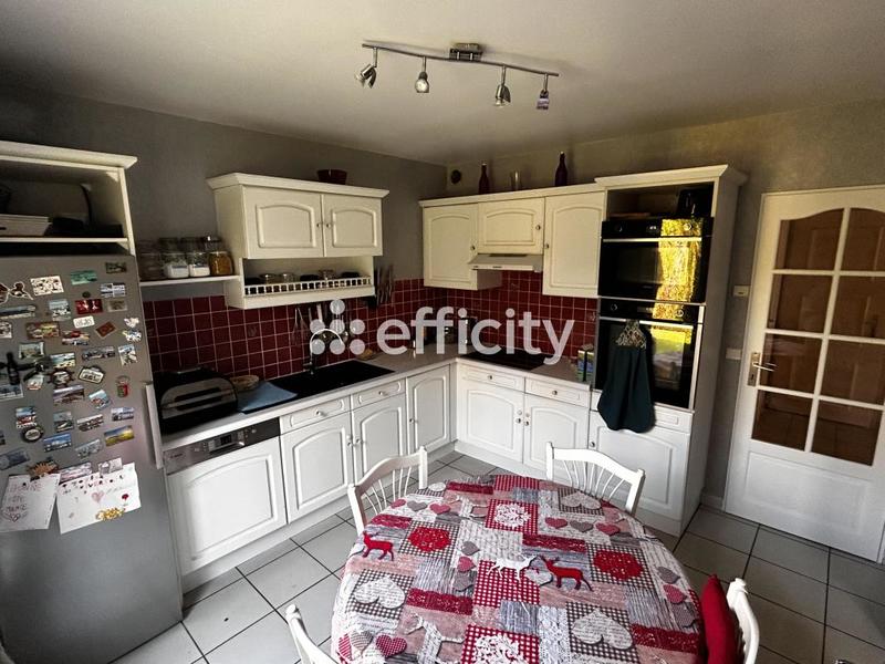 Maison - 138 m² - 7 pièces