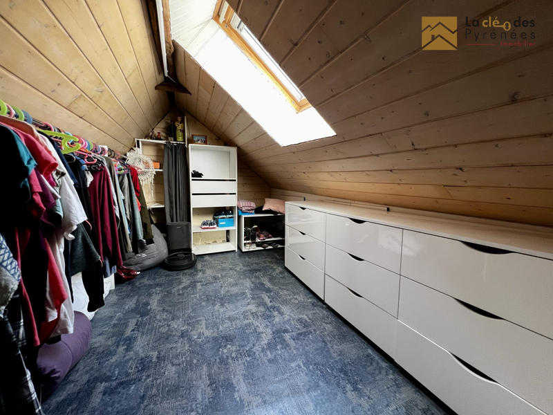 Local commercial - 194 m² - 8 pièces