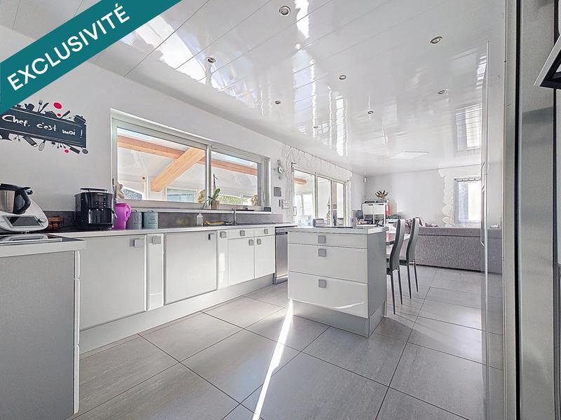 Villa - 182 m² - 6 pièces