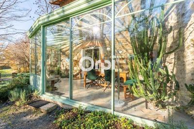 Propriété - 237 m² - 5 pièces