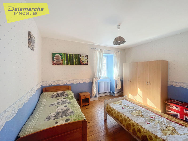 Maison - 188 m² - 8 pièces