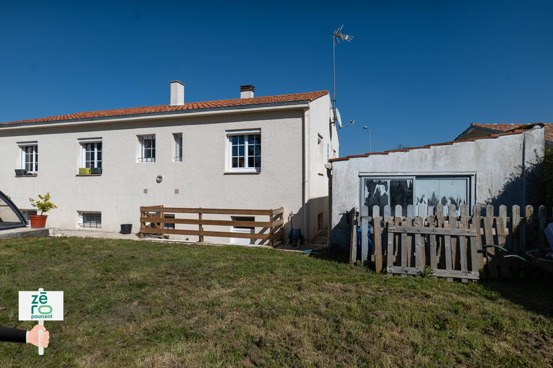 Maison - 97 m² - 5 pièces