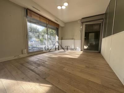 Local commercial - 35 m²