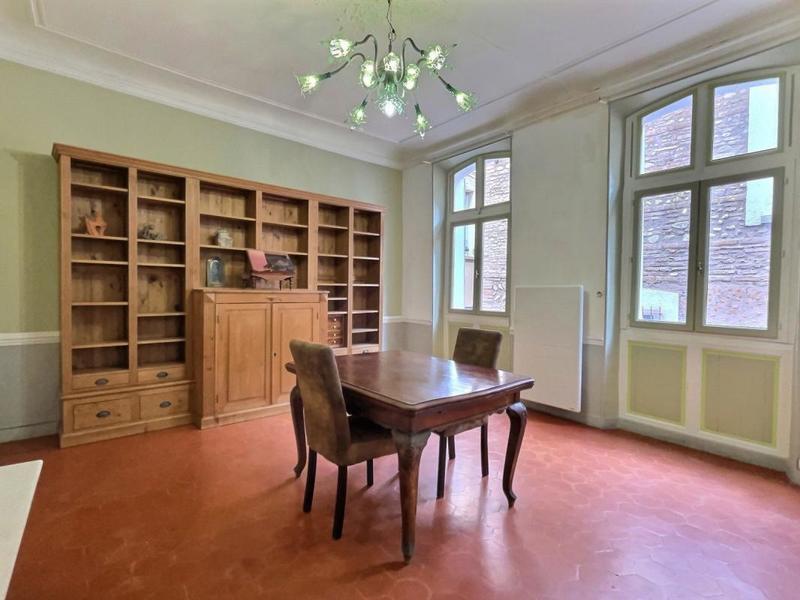 Appartement bourgeois - 126 m² - 5 pièces