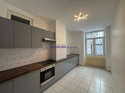 Appartement - 94 m² - 4 pièces