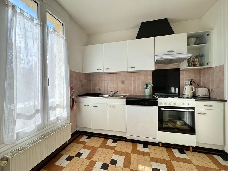 Maison ancienne - 97 m² - 6 pièces