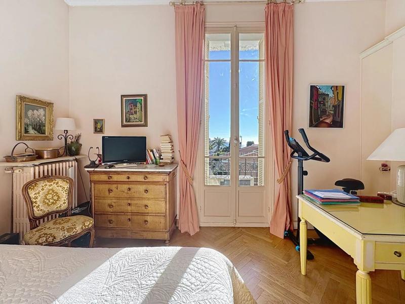 Appartement - 96 m² - 3 pièces