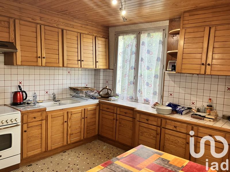 Maison - 99 m² - 6 pièces