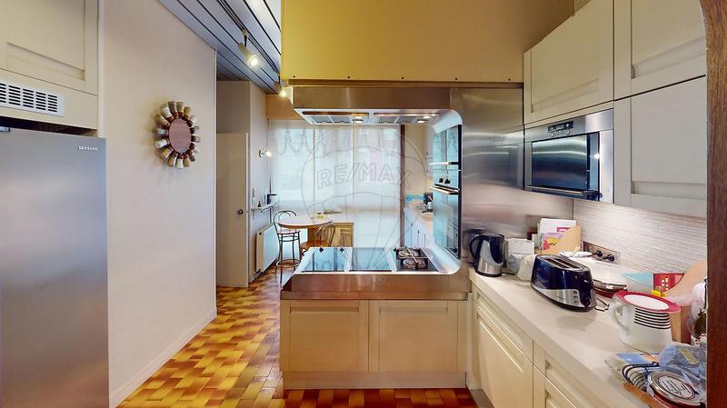 Maison - 140 m² - 6 pièces