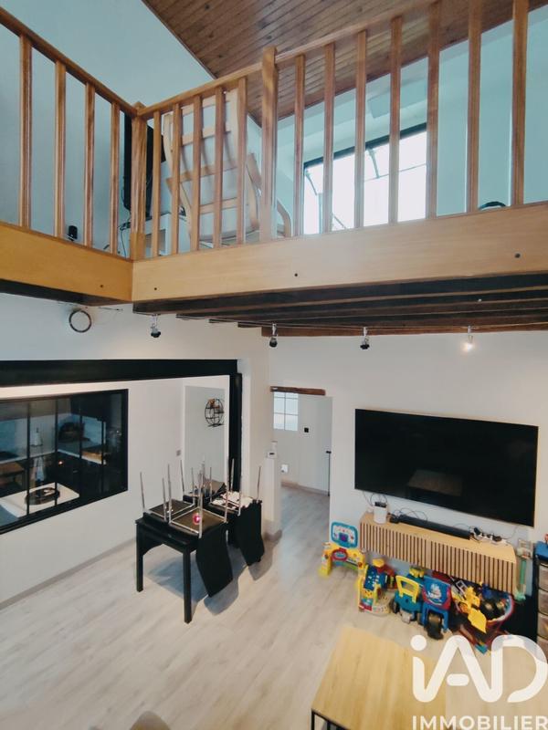 Maison - 95 m² - 5 pièces