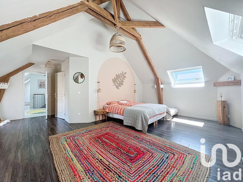 Maison - 284 m² - 7 pièces