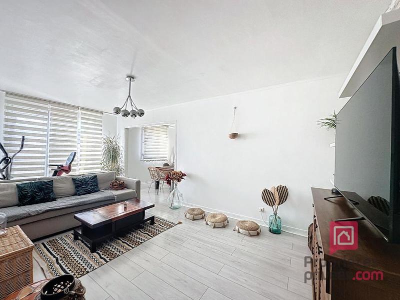 Appartement - 75 m² - 3 pièces