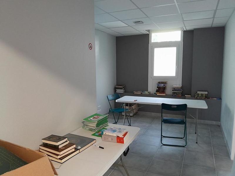 Bureau - 150 m² - 6 pièces