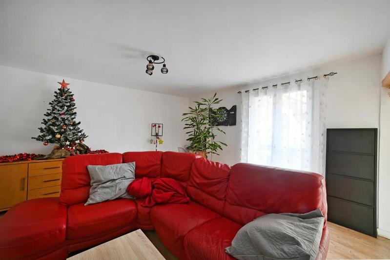 Appartement - 143 m² - 5 pièces