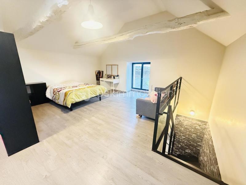 Longère - 296 m² - 6 pièces