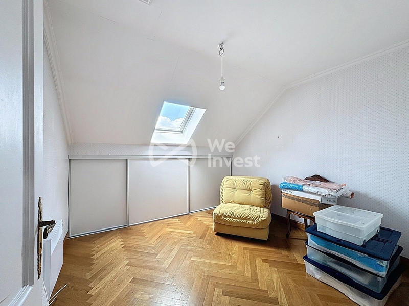 Maison - 157 m² - 10 pièces