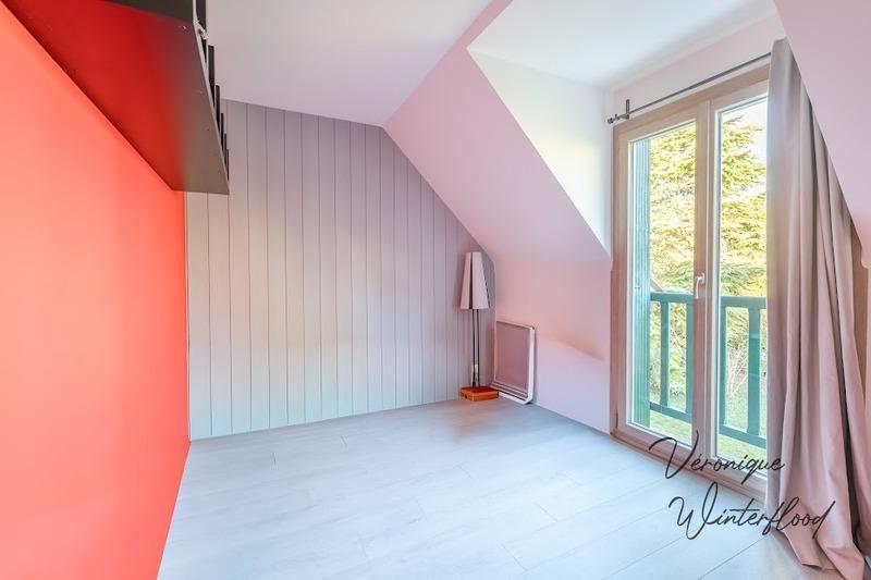 Maison - 185 m² - 8 pièces